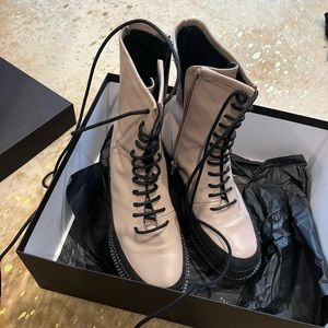 Paloma Barcelo boots, size 37. Worn twice, in great condition.